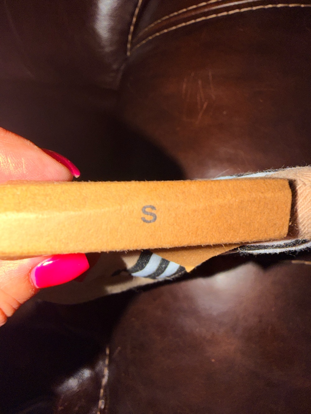 Burberry Icon Stripe Intarsia Socks, Small, NWT - Picture 4 of 7